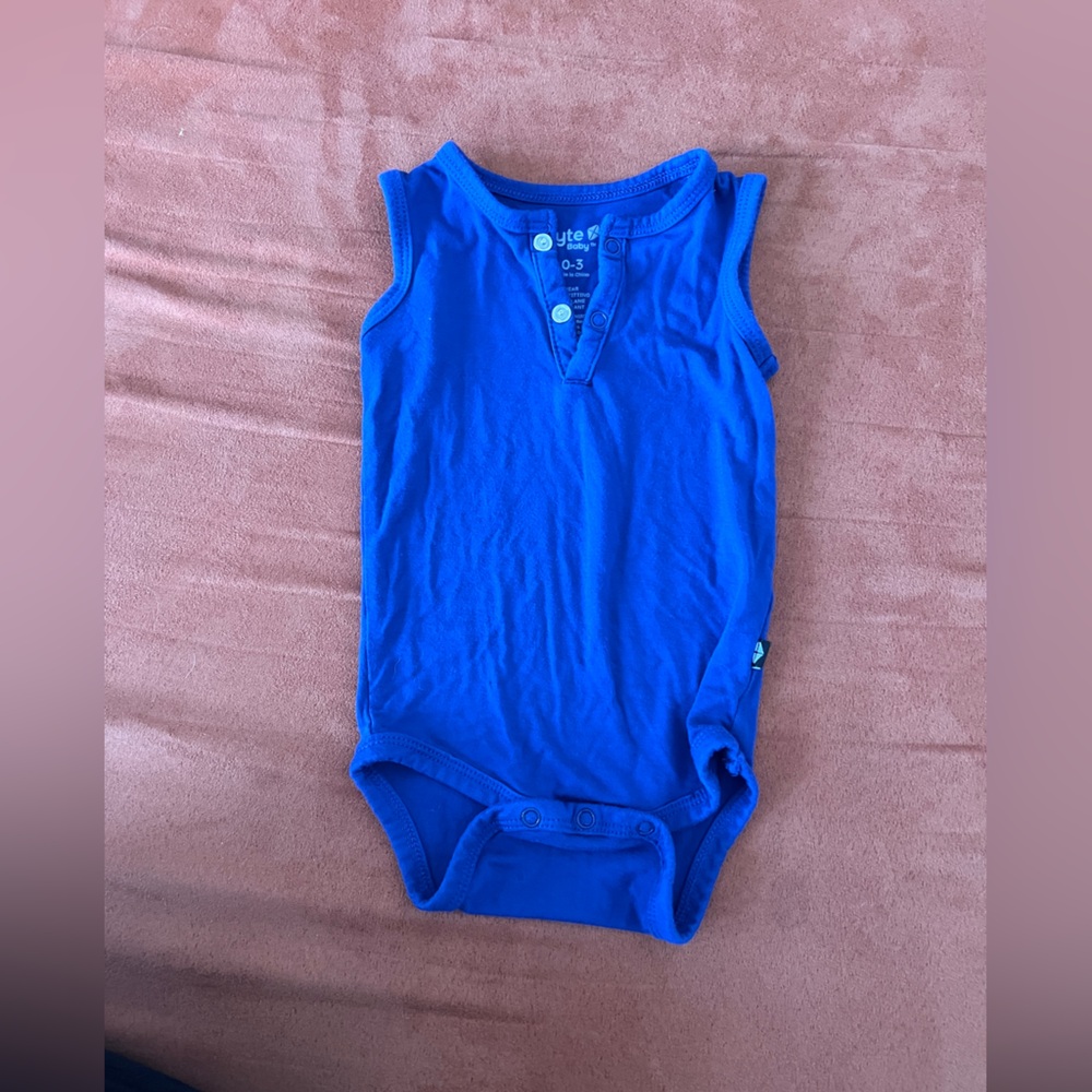 Kyte baby Indigo sleeveless bodysuit size 0-3 color